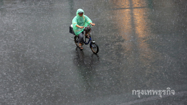 'กรมอุตุฯ'เผยกทม.ฝนฟ้าคะนอง40%ของพื้นที่
