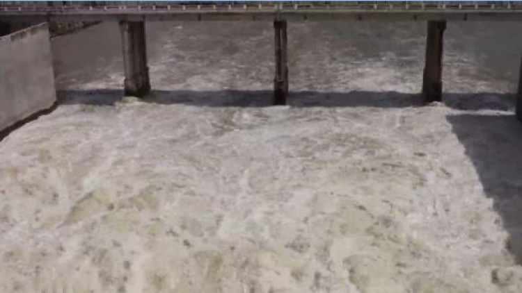 เฝ้าระวังฝนตกหนัก ปริมาณน้ำเขื่อนลำปาวเพิ่มต่อเนื่อง