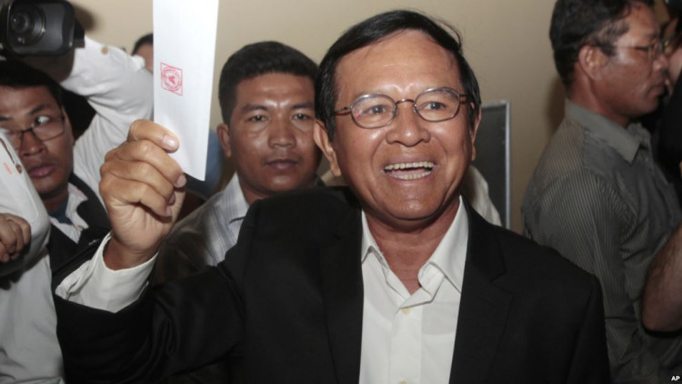 “ฮุน เซน”เตือนสหรัฐอย่าจับมือฝ่ายค้านล้มล้างรัฐบาล