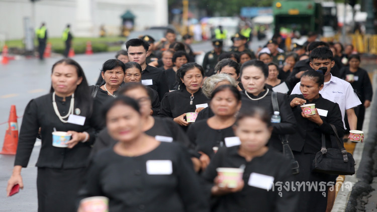 ปชช.เข้ากราบพระบรมศพ316วันกว่า10.6ล้านคน
