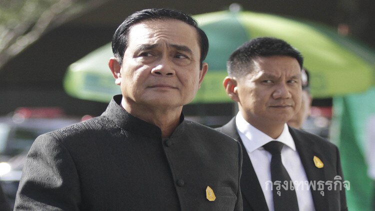 'บิ๊กตู่' ย้ำ 'ยิ่งลักษณ์' อยู่ต่างประเทศ
