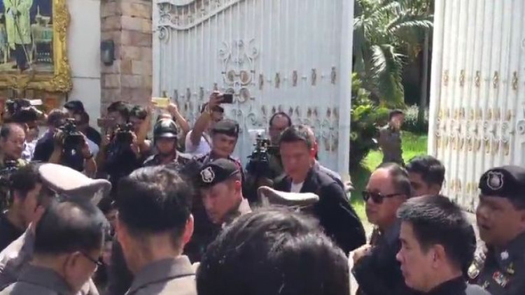(คลิป) ค้นบ้าน‘ยิ่งลักษณ์’