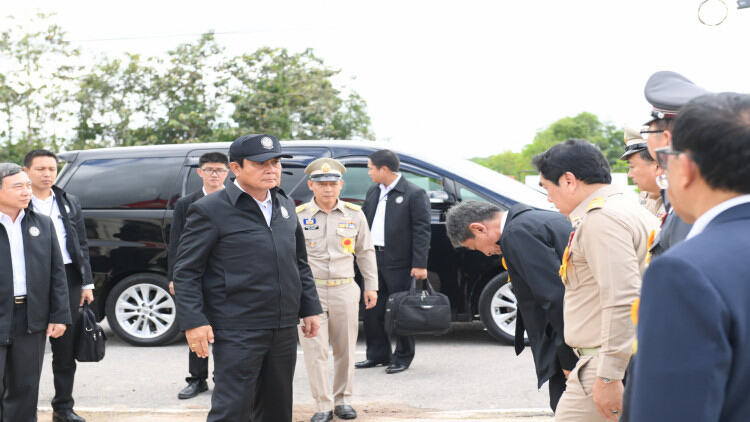 นายกฯเยือนสตูล ชี้ทุกคนอยู่ภายใต้กม. ทำผิดต้องถูกลงโทษ