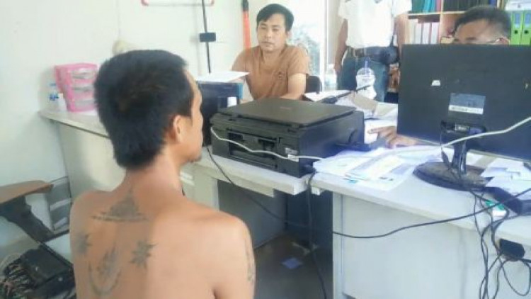 หนุ่มเสพยาจนหลอน ใช้มีดปาดท้องผู้เฒ่า 79 ตาย ควักตับมากิน