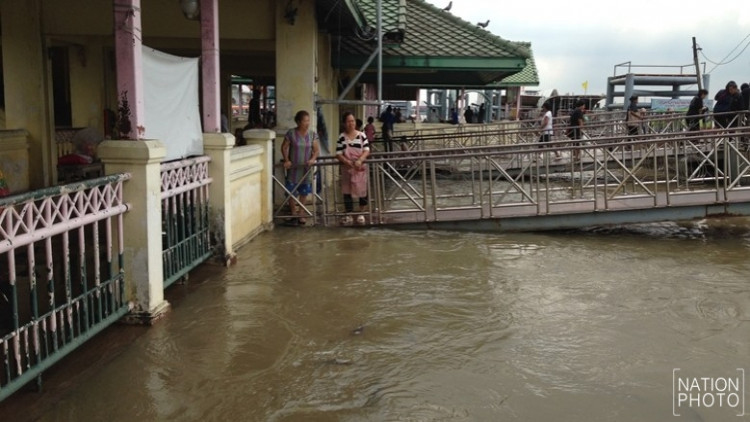 เทศบาลนครนนทบุรี ประกาศยกเลิกงานลอยกระทง