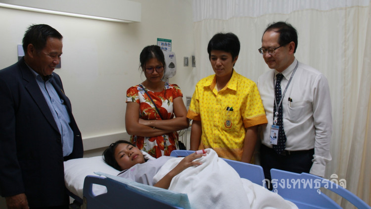 กระสุนปริศนาตกใส่ นร. ขณะสอบธรรมะ บาดเจ็บ