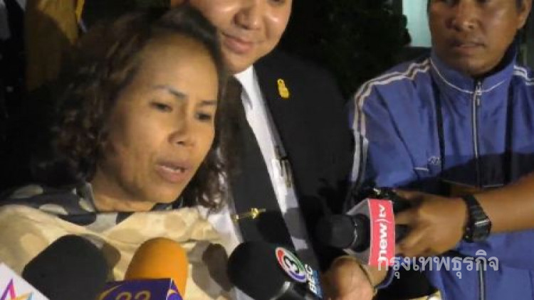 'ครูจอมทรัพย์' ตระเวนไหว้พระ ลุ้นคำพิพากษาพรุ่งนี้