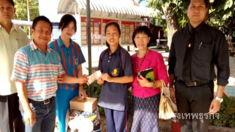 นร.ม.4 เลี้ยงน้องในห้องเรียน ขอบคุณผู้ใหญ่ใจดีที่ช่วยเหลือ