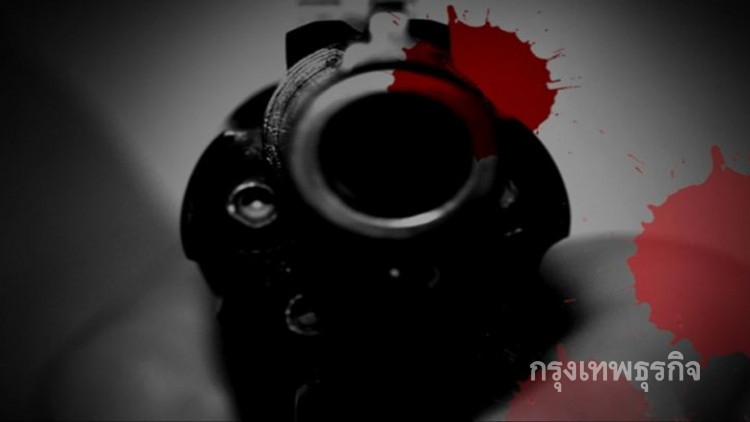 ฉุนขับรถปาดหน้า ชัก 11 มม.กระหน่ำยิงหนุ่มใหญ่ดับคาถนน 