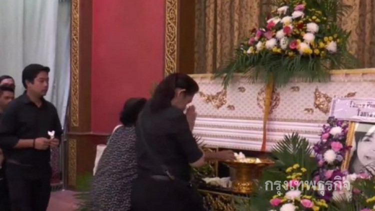 เผาแล้ว 'น้องเคลีย' ไร้เงาแฟนหนุ่มร่วมงาน