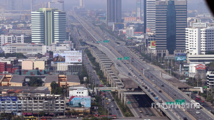 ไฟเขียวเว้นค่าผ่านทางบูรพาวิถี 11-18 เม.ย. 61