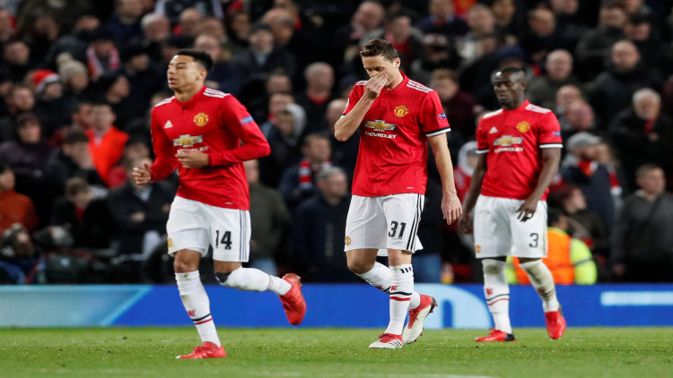 เกรียน!แฟนหงส์โทรจองตั๋วผีแข่งรอบ8ทีมยูซีแอล (คลิป)