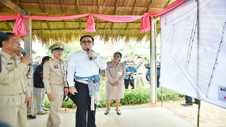 'ประยุทธ์' ยันลงพื้นที่ ไม่ใช่เรื่องการเมือง