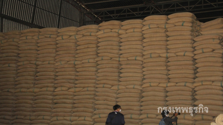 'พาณิชย์' เตรียมเปิดประมูลข้าวในสต็อกรัฐ ล็อตแรกปี 61
