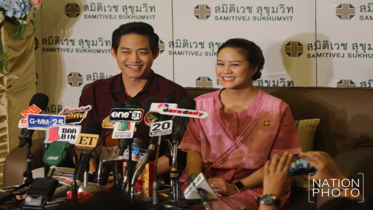 'ตู่ ภพธร' ควงภรรยา 'นุช นุชนันท์' เปิดใจหลังคลอดลูกคนแรก 'น้องริสา'