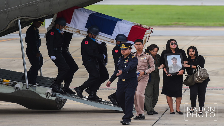 รับศพลูกทัพฟ้า เครื่องบินซ้อมรบตก ไปประกอบพิธีอย่างสมเกียรติ