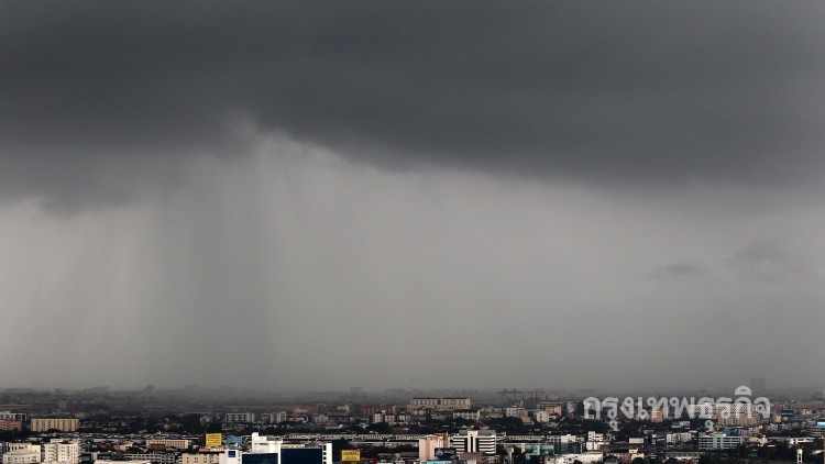 กทม.มีฝน60%ของพื้นที่ เตือนทั่วไทยฝนตกหนัก และลมกระโชกแรงบางแห่ง