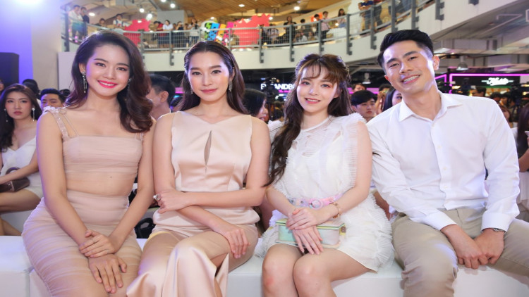 'ฐิสา วริฏฐิสา' ชวน 'โบว์ เมลดา' อัพเดทเทรนด์ผิวสวย