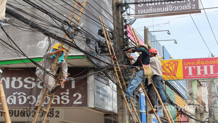 แห่ร้องสายสื่อสารพาดไม่เป็นระเบียบ กว่า 2,733 เรื่องจากทั่วประเทศ