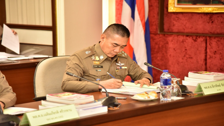 ผบ.ตร.ลั่นช่วยเด็กสำคัญสุด เสร็จภารกิจที่กทม. บินด่วนเชียงรายทันที