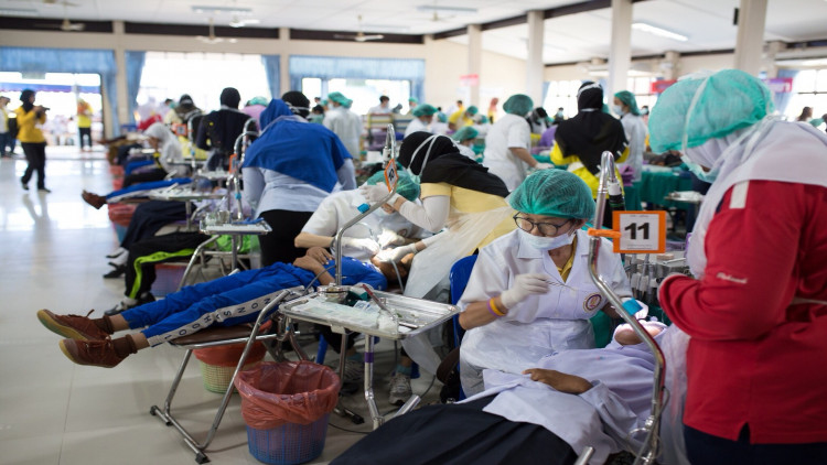 บริการทันตกรรม 3 จังหวัดชายแดนใต้ 