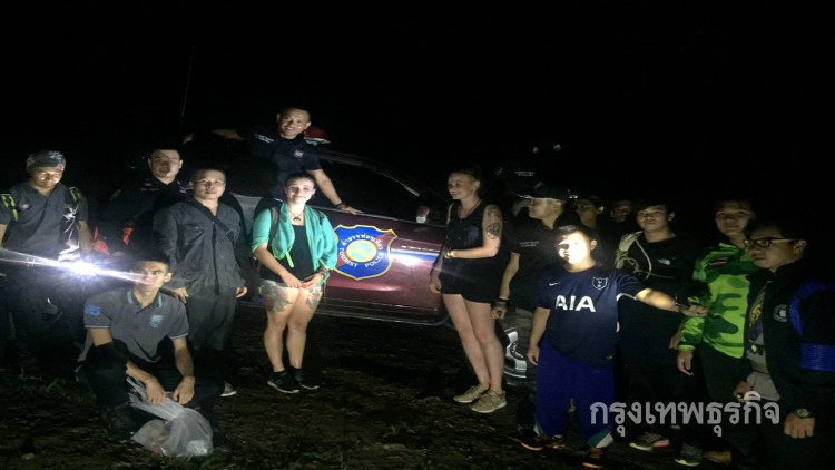 น้ำป่าทะลักปิดทางเข้า-ออก! จนท.รุดช่วยเหลือนทท.ติดน้ำป่าเมืองปาย