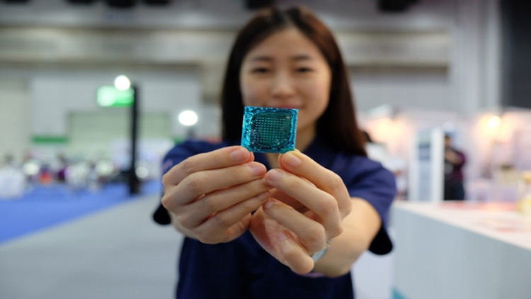 เข็มจิ๋วจากน้ำตาล พลิกโฉมอุตฯเข็มฉีดยา