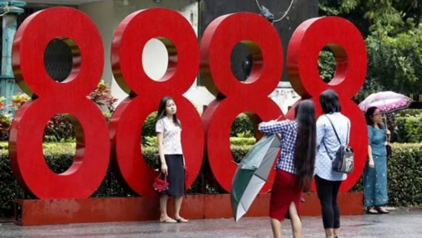 ศิลปะการเล่าเรื่อง “เหตุการณ์ 8888” ของสื่อเมียนมา