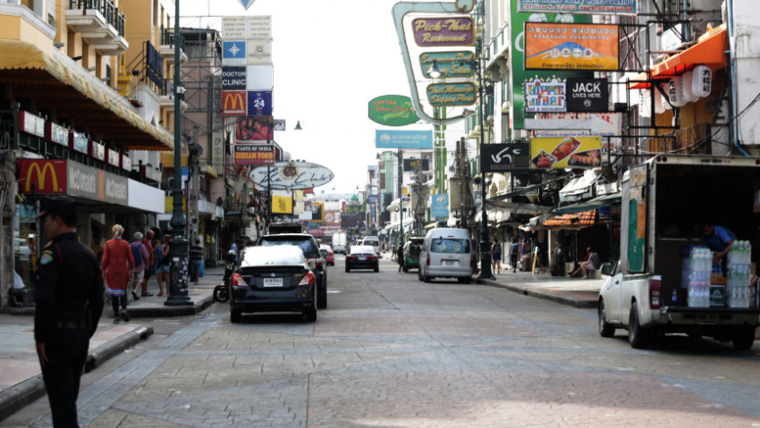 ถนนข้าวสาร ตามระเบียบพัก