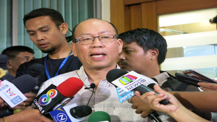 'อัจฉริยะ' แฉขบวนการค้าสำนวน เป็นเหตุให้ 'เอมี่' หลุดคดี 