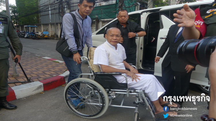 ศาลรอลงอาญา 1 ปี 'พุทธะอิสระ' กักขัง ตร.สายสืบ