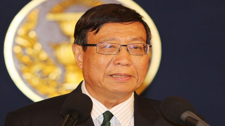 'พรเพชร' เชื่อมีแนวโน้มเลื่อนเลือกตั้ง หาก 'กกต.' ติดปัญหาพิมพ์บัตร