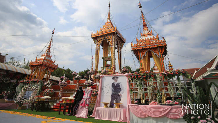 ประมวลภาพคนบันเทิง ร่วมส่ง 'พ่อดม ชวนชื่น' ครั้งสุดท้าย