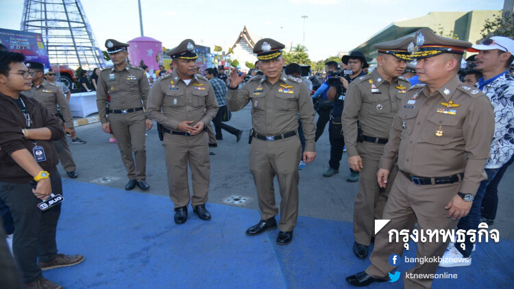 รอง ผบ.ตร. ลงพื้นที่พัทยาตรวจความพร้อมคืนเคาท์ดาวน์