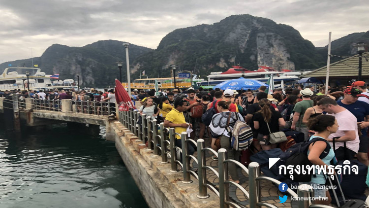 จัดเรือเที่ยวพิเศษอพยพนทท.จากเกาะพีพี