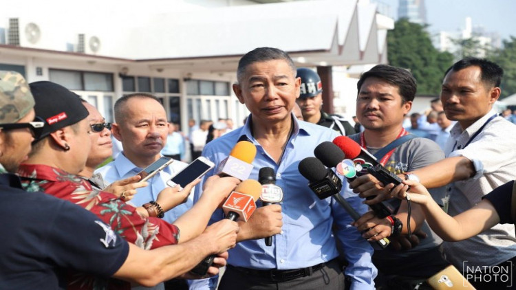 'อภิรัชต์' บอกหนูๆ คิดถูกแล้ว อยากเป็นทหาร