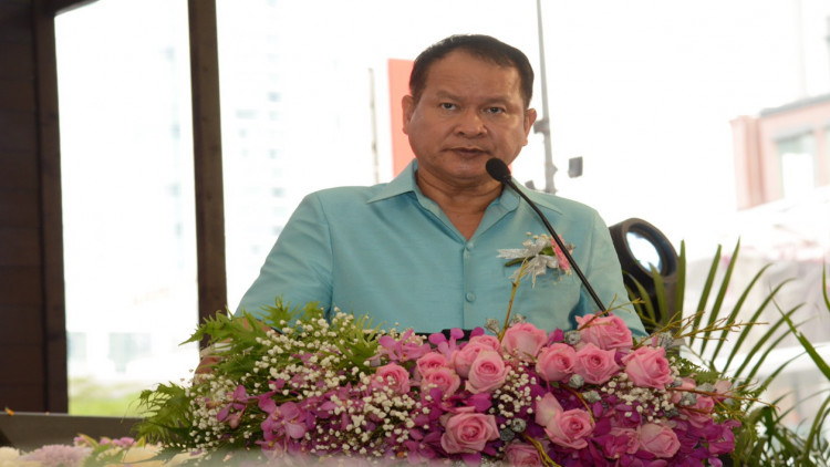 'พาณิชย์ ยันหน้ากากอนามัยไม่ขนาดตลา