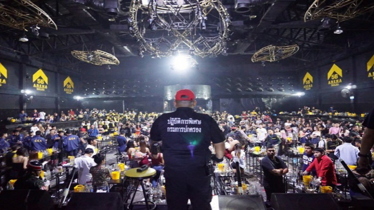 '5 เสือ สน.วัดพระยาไกร' ลุ้นเด้ง! หลังปกครองบุกค้นผับเจอมั่วยา