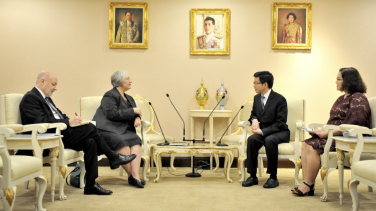 'กอบศักดิ์' พบทูตแคนาดา หารือร่วมมือเศรษฐกิจ 