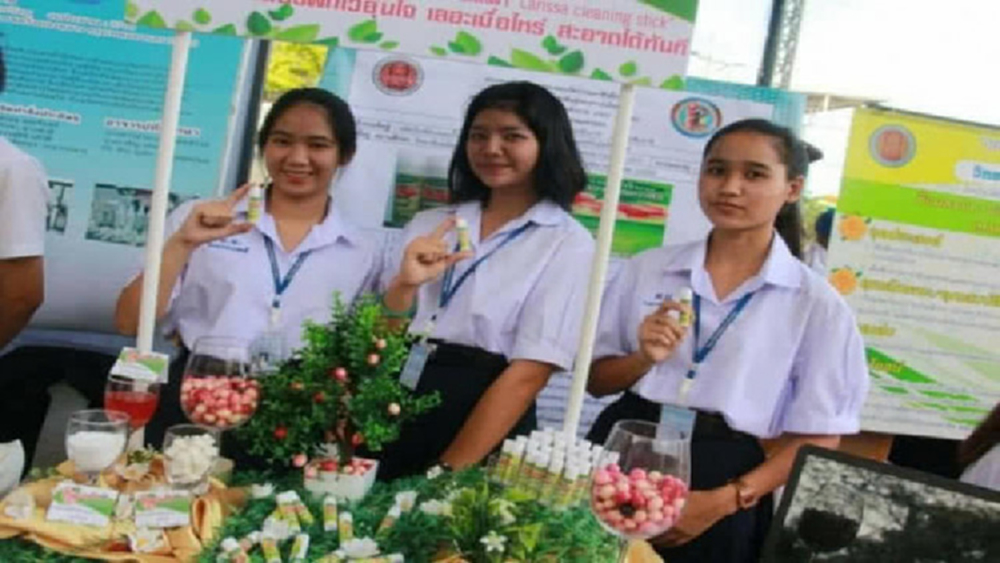 ผลิตภัณฑ์ทำความสะอาดเสื้อผ้า สุดยอดนวัตกรรมอาชีวศึกษา