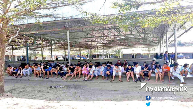 'บิ๊กโจ๊ก' บินด่วน รับ 5 สมุนเครือข่ายมันทุกเม็ดกลับไทย