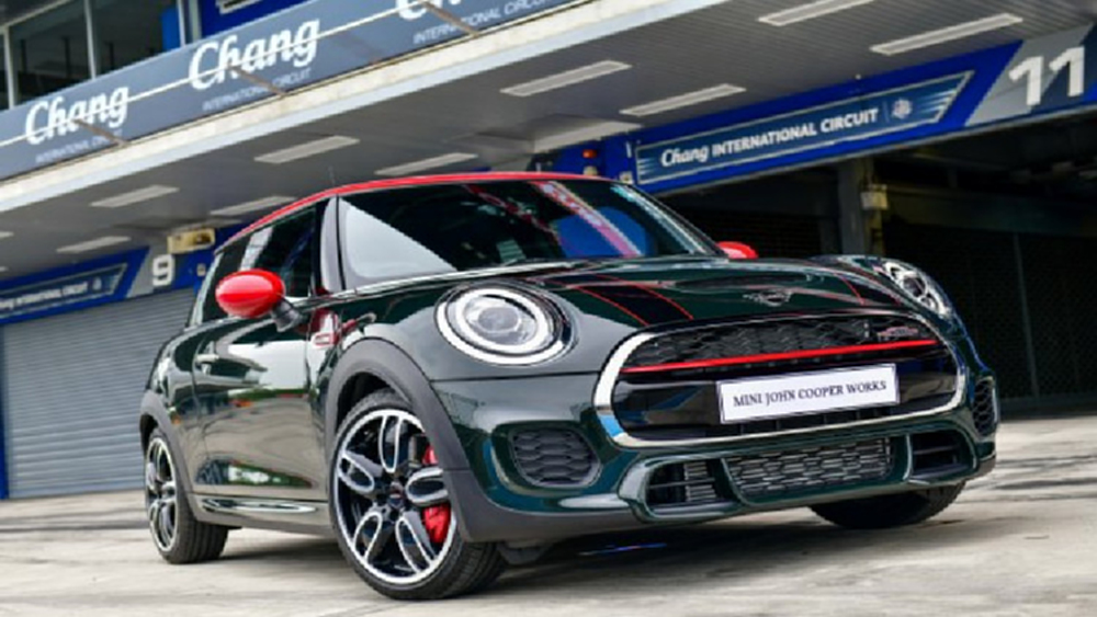 "MINI JCW Hatch"  แรง ปราดเปรียว แอบเฮี้ยวเล็กๆ 