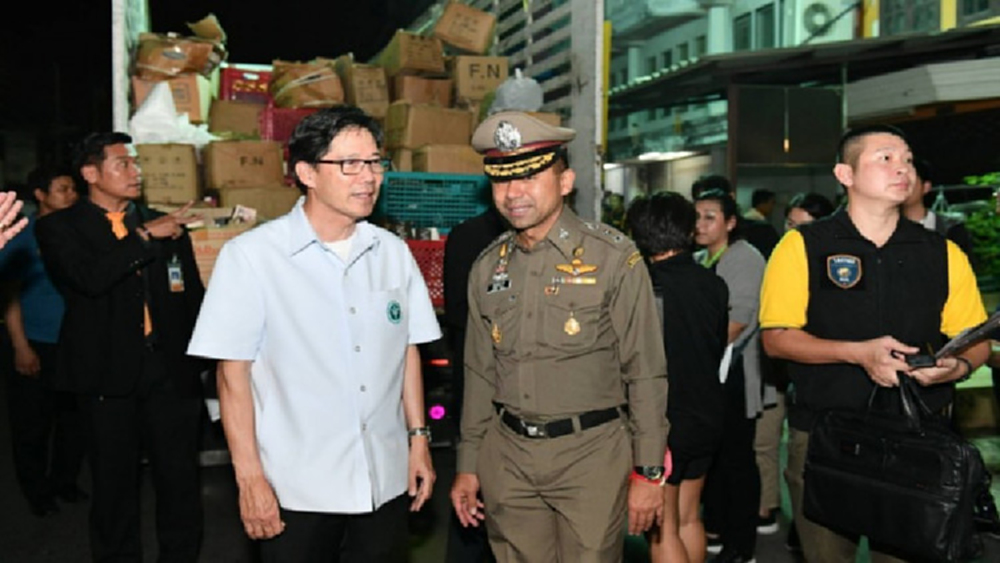 ระวัง!! เครื่องสำอางปลอมยี่ห้อดัง ไม่จดแจ้ง เสี่ยงปนเปื้อนสารอันตราย