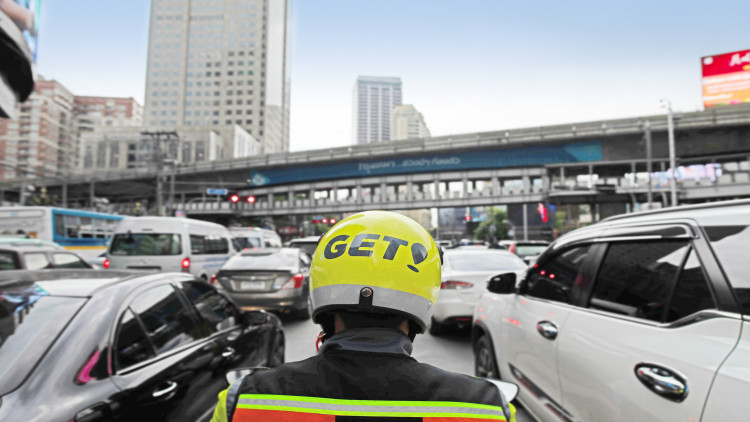 ศึกแอพเรียกรถโดยสารระอุ คนกรุงมองหาตัวเลือก ‘ถูก เร็ว ดี’