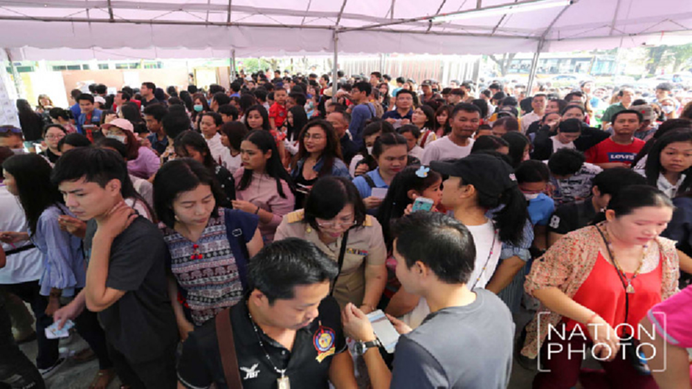 เลือกตั้งล่วงหน้าคึกคัก ปชช.แห่ใช้สิทธิกันแน่น