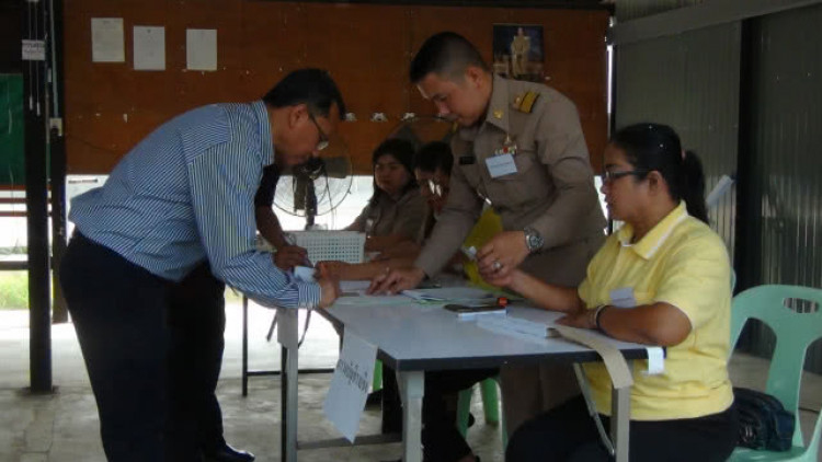 'สมศักดิ์' เชื่อปชช.มีเหตุผล ตัดสินใจเพื่อประโยชน์ของปท.