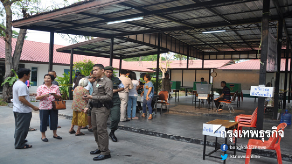 กกต.โคราช ยืนยันไม่มีบัตรเกินถึง 8 แสน คาดเข้าใจตัวเลขผิด