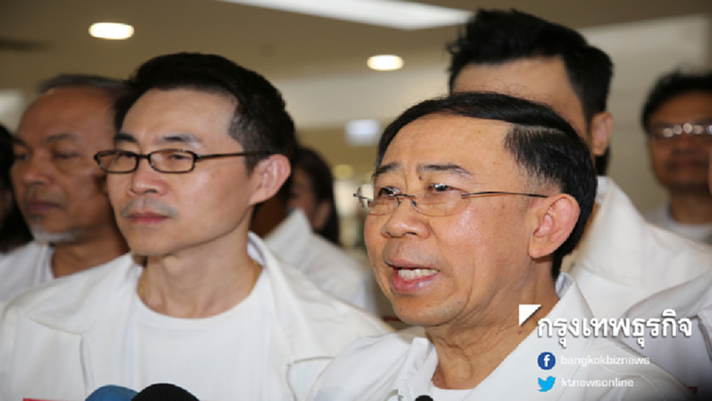 เผย 'มิ่งขวัญ' ดอดเช็คคะแนนปาร์ตี้ลิสต์ ย้ำรอผลทางการก่อนตัดสินใจ