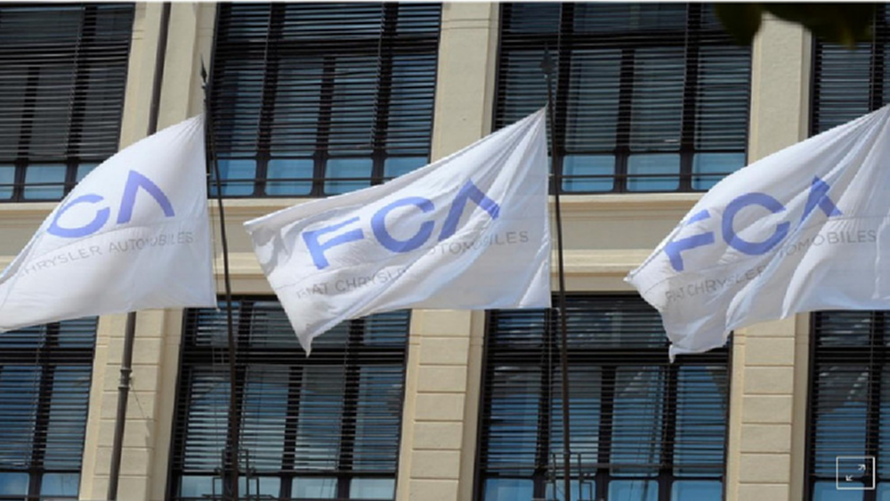 เฟียตจ่าย100ล้านยูโรให้เทสล่า