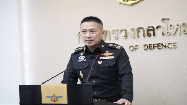 'ประวิตร' สั่งทหาร-ตำรวจน้อมนำพระราชกระเเสรับสั่ง อำนวยความสะดวกปชช.